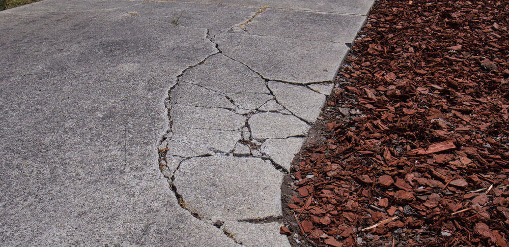 expected lifespan of a concrete driveway