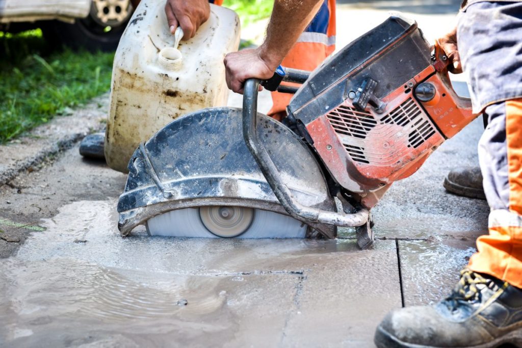 Is Asphalt Cheaper Than Concrete for a Driveway in Minnesota?